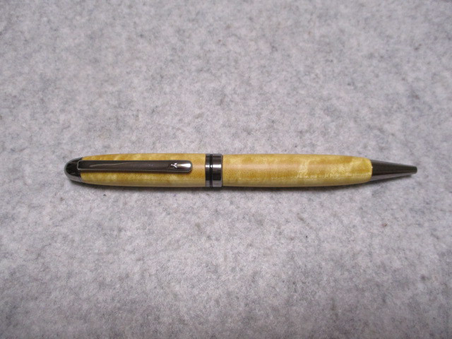 セイロンサテンウッド　キルト杢　キヌカオイル仕上げ　ヨーロピアンボールペン　希少材