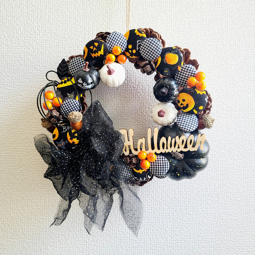 2023年Halloweenリース□くるみボタンアレンジ□ブラック系 玄関 2023年Halloweenリース□くるみボタンアレンジ□ブラック系 玄関