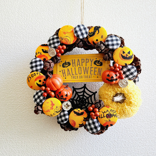 2023年Halloweenリース くるみボタンアレンジ オレンジ系 玄関