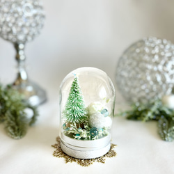ガラスドームの中の小さなクリスマス（LEDライト） 3枚目の画像