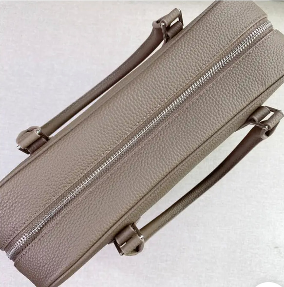 牛革　トートバッグ　ボストンバッグ　トラベルバッグ　旅行バッグ　マザーズバッグ 