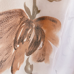 幅94㎝ ×丈82㎝ のれん レビュー特典 カフェカーテン 大きい花柄 ラメ ブラウン 小窓 のれん 透け感 5枚目の画像
