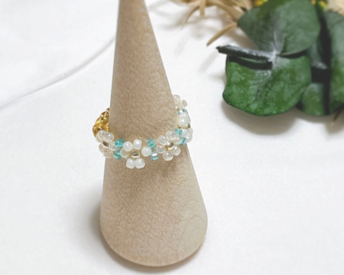 no.693 ビーズの指輪 ビーズリング　ハンドメイド no.693 ビーズの指輪 ビーズリング ハンドメイド 花畑様専用 no.674