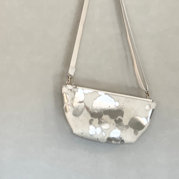 【限定品】マチ付きショルダーポーチ（セット）ハラコレザー│全4柄　チーター柄　スポットメタ柄　無地 あらかじめご了承くださいませ