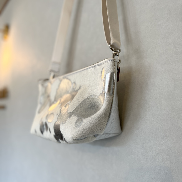 【限定品】マチ付きショルダーポーチ（セット）ハラコレザー│全4柄　チーター柄　スポットメタ柄　無地 あらかじめご了承くださいませ