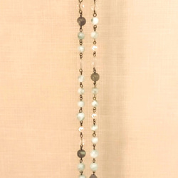優しみあふれるエンジェライトと水晶、本真珠の癒しアンティーク調ロングネックレス 5枚目の画像