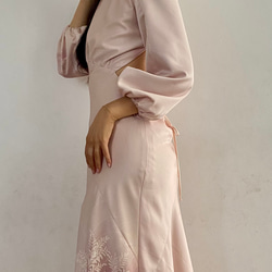 着物リメイク ソフトピンク袖付きオープンバックワンピース　 8枚目の画像
