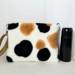 〈マチなし〉三毛猫　ボアサコッシュ　ショルダーバック akaneko  ファー　ハンドメイド　アニマルボア　猫バッグ 3枚目の画像