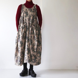再販開始//野ばら**アンティーク花束*Blue　*ギャザーポケット　前後２way着回し　エプロンワンピース　 6枚目の画像