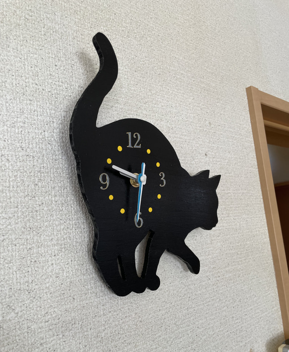 壁掛け時計＊猫＊ねこ＊黒猫＊インテリア＊高さ約25㎝ 3枚目の画像