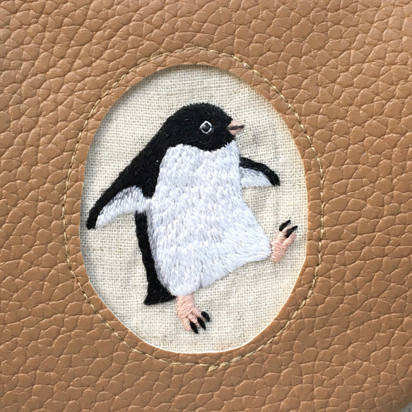 アデリーペンギンの刺繍がま口 5枚目の画像