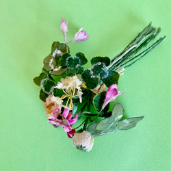 布花 野の花のコサージュ A 6枚目の画像