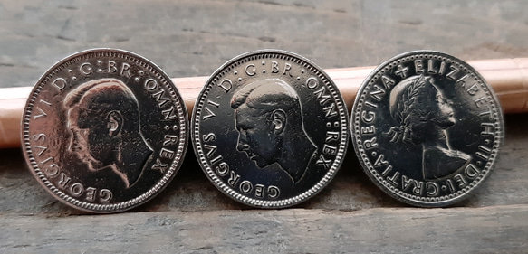 幸せのシックスペンスコイン イギリス  ラッキー6ペンス 3枚セット  1948年 1949年 1967年 デザイン 2枚目の画像