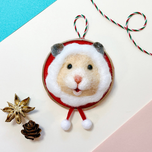 早割クリスマス2023】羊毛フェルト キンクマハムスターポンチョリース