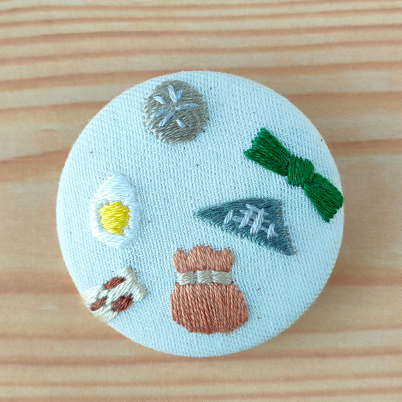 おでんの具刺繍ブローチ 5枚目の画像