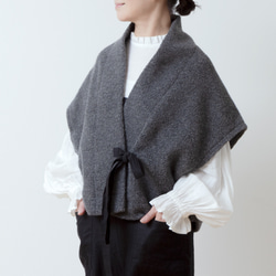高品質羊毛圍巾披肩背心，搭配緞帶/上衣灰色 第1張的照片