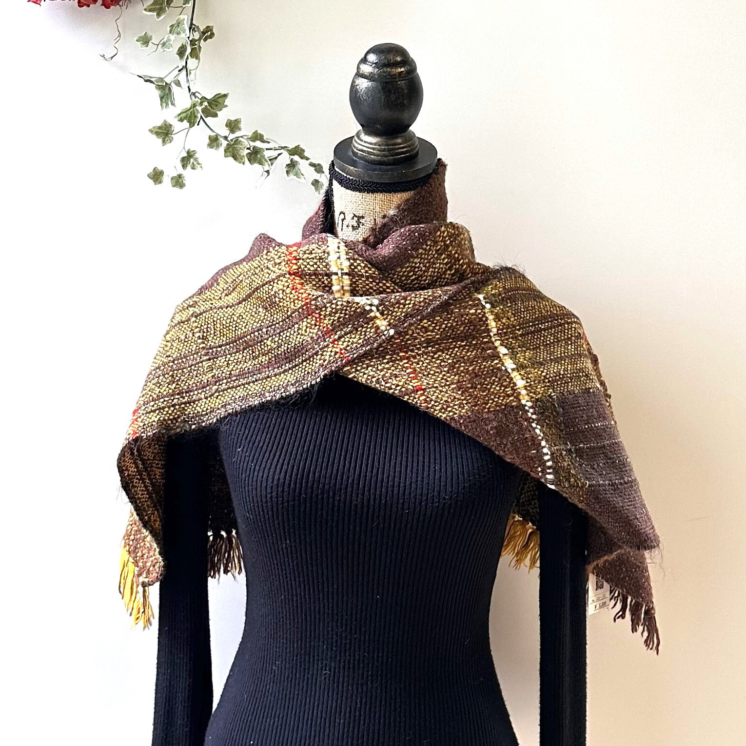 暖かい茶系の 手織り ウールマフラー/防寒 プレゼント（90）