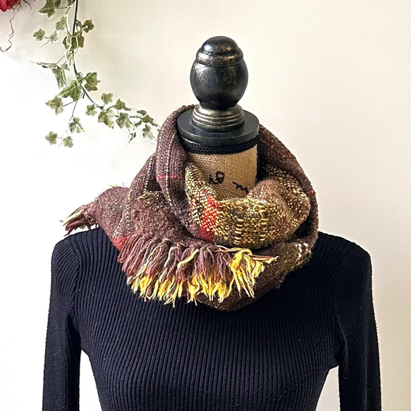 暖かい茶系の 手織り ウールマフラー/防寒 プレゼント（90） 8枚目の画像