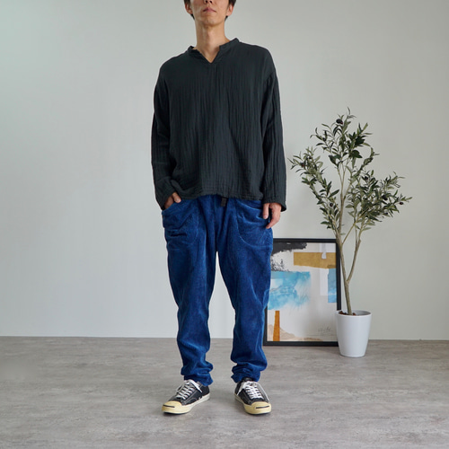 UZUiRO キーネックガーゼロンT/ネイビー/知多木綿3重ガーゼ キーネックガーゼロンT | ネイビー - UZUiRO/公式オンラインショップ