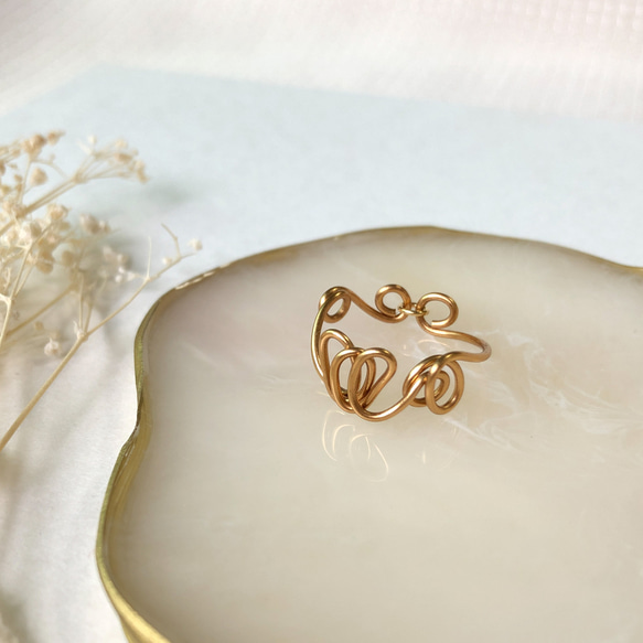 ワイヤーリング・花ツボミ。 / ワイヤーアクセサリー / 指輪 指輪