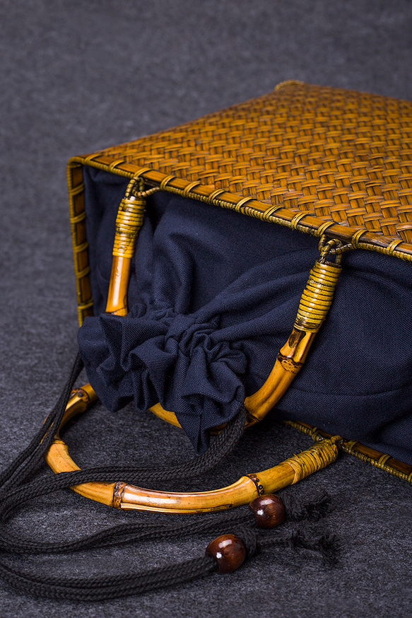 竹かご鞄 大 ハンドバッグ 買い物かご大 竹かご かごバッグ バスケットかご 竹製品 レトロ 茶道茶セット収納袋 和風  D1495080836(11570円)