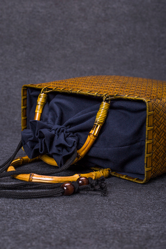 竹かご鞄 大 ハンドバッグ 買い物かご大 竹かご かごバッグ バスケットかご 竹製品 レトロ 茶道茶セット収納袋 和風  D1495080836(11570円)