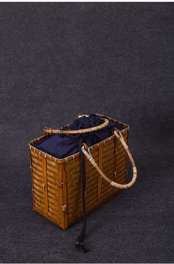 竹かご鞄 大 ハンドバッグ 買い物かご大 竹かご かごバッグ バスケットかご 竹製品 レトロ 茶道茶セット収納袋 和風 バッグ・カバン その他 A1425280340(10920円)