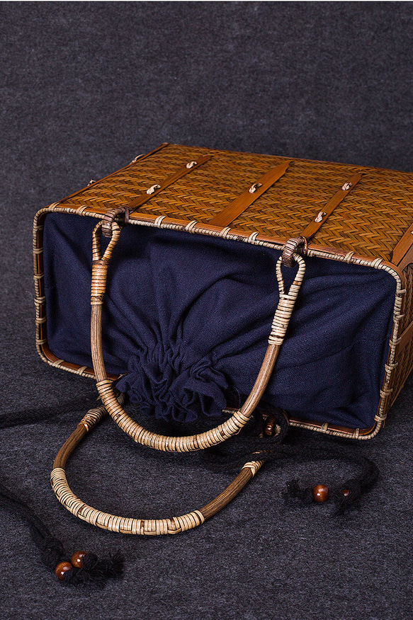 竹かご鞄 大 ハンドバッグ 買い物かご大 竹かご かごバッグ バスケットかご 竹製品 レトロ 茶道茶セット収納袋 和風 バッグ・カバン その他 A1425280340(10920円)