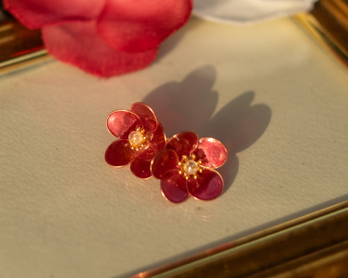 梅の花 上品さを演出するワンポイントアクセサリー ピアス