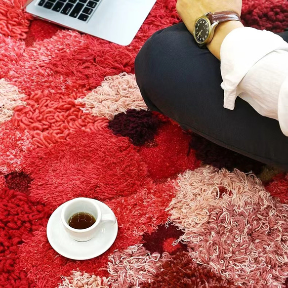 【受注制作】手織りニュージーランドウールカーペット ハンドメイドカシミアウール絨毯 手編ラグ  マット 赤い森 6枚目の画像
