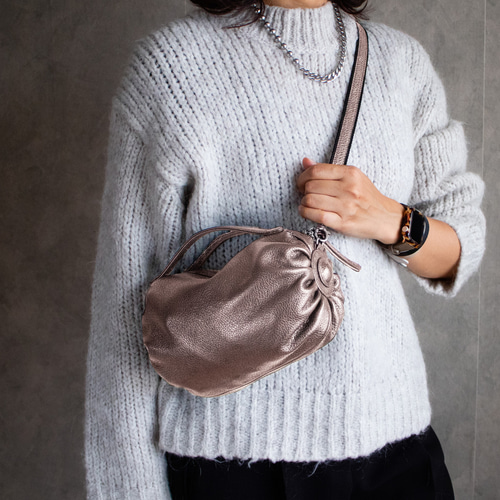 小)イタリア製本革 2way ピローバッグ ショルダーバッグ 【シルバー  