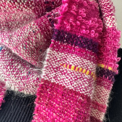 大人可愛いピンク の 手織り ウールマフラー/防寒 プレゼント（23-01） 8枚目の画像