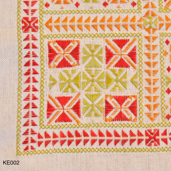 刺繍　インド製　クラフトパーツ　アップリケ　コットン地　シルク糸　KU004 4枚目の画像