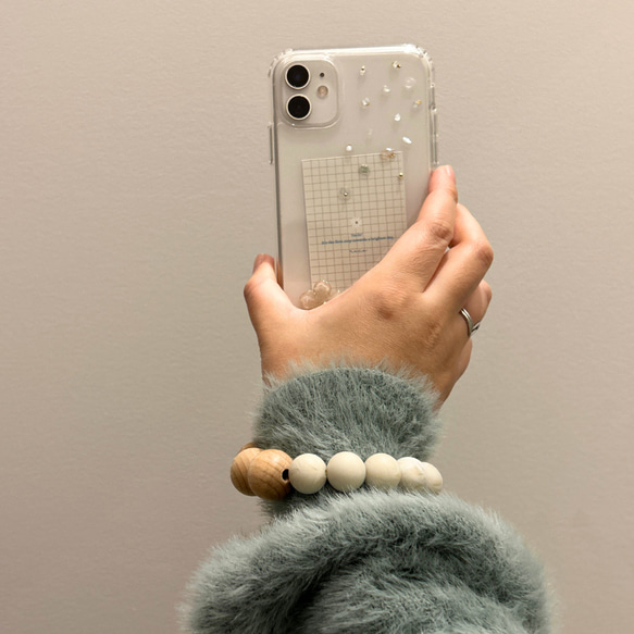 ハンドストラップ　スマホストラップ　ウッド　ストラップ　ストラップホルダー　木　スマホ　ウッドビーズ　手首　落下防止 18枚目の画像