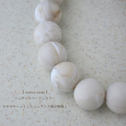 ハンドストラップ　スマホストラップ　ウッド　ストラップ　ストラップホルダー　木　スマホ　ウッドビーズ　手首　落下防止 2枚目の画像