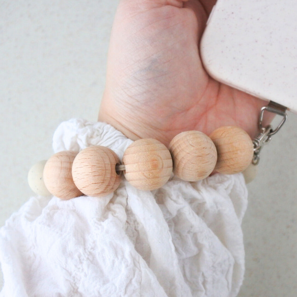 ハンドストラップ　スマホストラップ　ウッド　ストラップ　ストラップホルダー　木　スマホ　ウッドビーズ　手首　落下防止 16枚目の画像