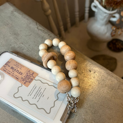 ハンドストラップ　スマホストラップ　ウッド　ストラップ　ストラップホルダー　木　スマホ　ウッドビーズ　手首　落下防止 20枚目の画像