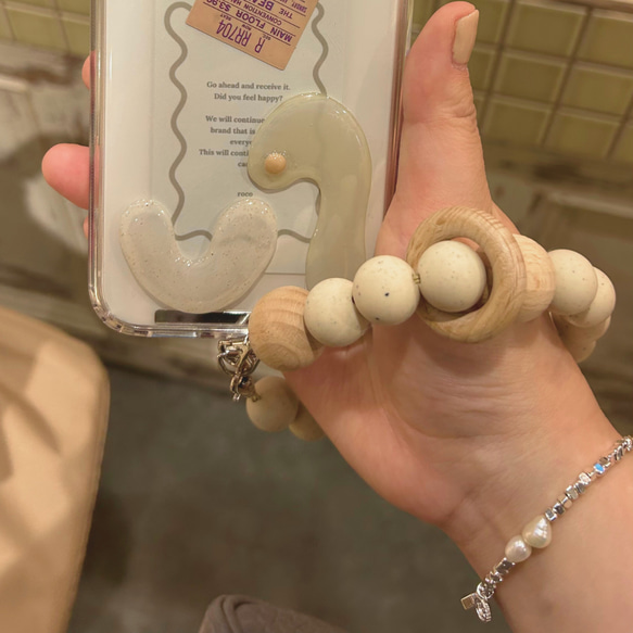 ハンドストラップ　スマホストラップ　ウッド　ストラップ　ストラップホルダー　木　スマホ　ウッドビーズ　手首　落下防止 19枚目の画像