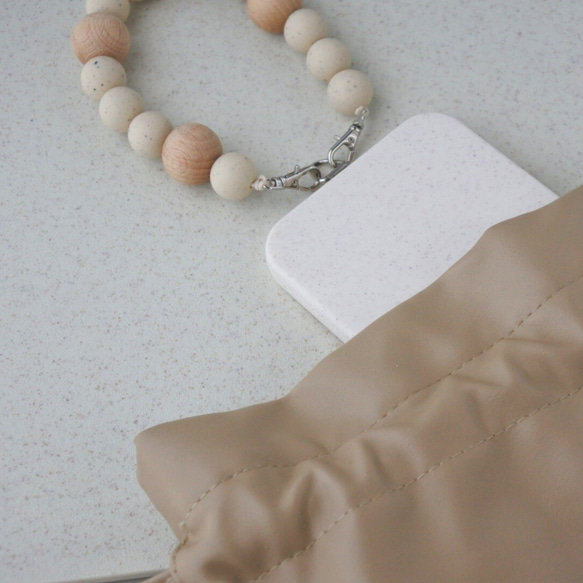 ハンドストラップ　スマホストラップ　ウッド　ストラップ　ストラップホルダー　木　スマホ　ウッドビーズ　手首　落下防止 19枚目の画像