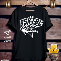 バスケットボール黒Tシャツ「BSKTBL」 1枚目の画像