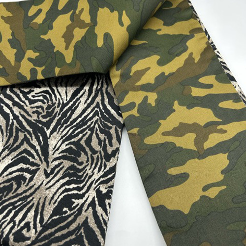 スーパーゲリラ企画】4624木綿半幅帯 ゼブラ柄 龍の帯留め・帯飾り