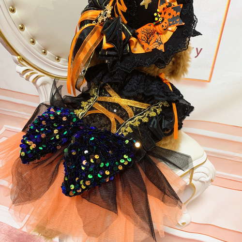 ♡ハロウィンペットボトルカバー♡など　　ハンドメイド　アレキサンダーヘンリー アレキサンダーヘンリー ハロウィンウィッチウーマン柄 文庫本