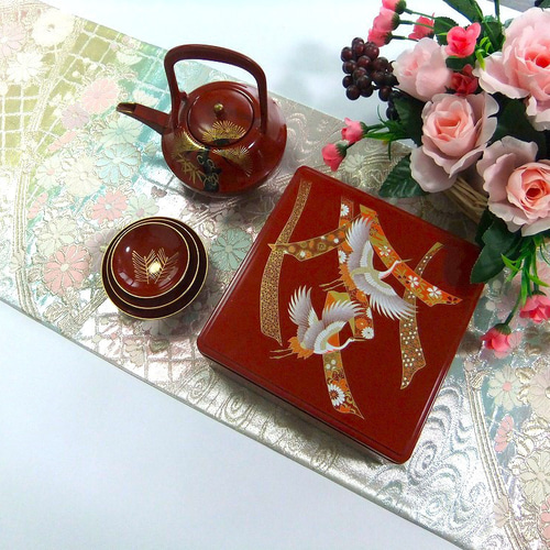 ろはす畑ママ様オーダー専用 タペストリー&テーブルランナースリム 帯リメイク ろはす畑ママ様オーダー専用 タペストリー&テーブルランナー