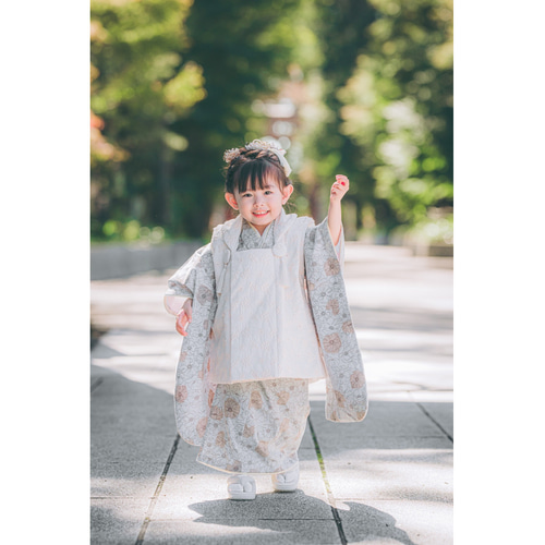 楽天市場】七五三 着物 3歳 女の子 ブランド被布セット Shikibu Roman 式部浪漫「ミント アイボリー×水色 花雲に桜、鞠」三歳女児被布セット  子供着物 フルセット 三才のお祝い着 3才向け【メール便不可】 : 京都きもの町