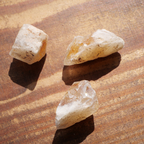 現物☆天然石3個セット合計約17gシトリン原石ラフロック黄水晶11月