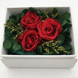 プリザーブドフラワー ボックス アレンジ レッド 赤 ローズ バラ アジサイ インテリア 飾り ギフト プレゼント 2枚目の画像