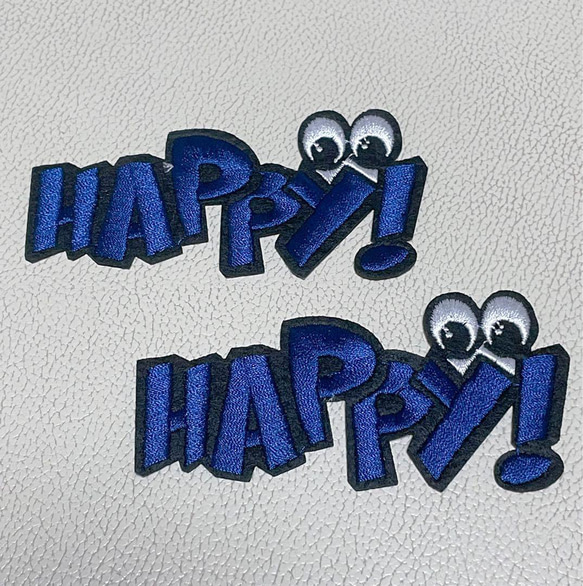 434.happyの刺繍ワッペン2枚セット 1枚目の画像