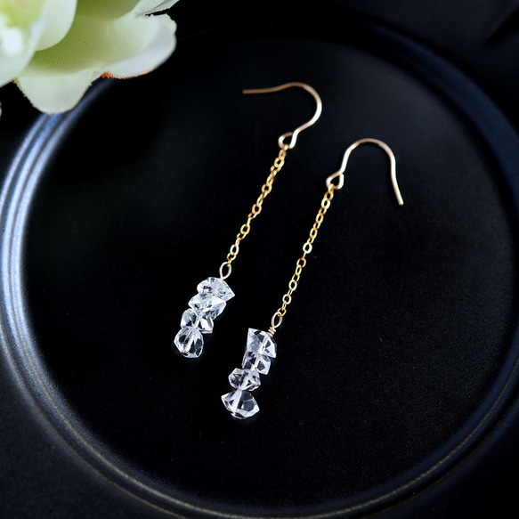 極上 ハーキマーダイヤモンド　氷雪ピアス イヤリング変更可 4月の誕生石 1枚目の画像