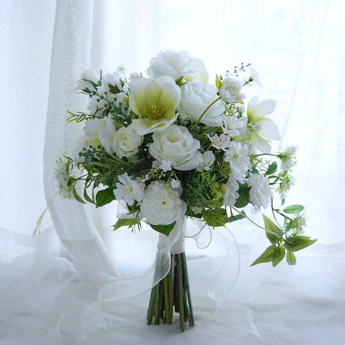 ♡ホワイトグリーンのナチュラルブーケ♡ 〜憧れのヨーロッパウェディング風に〜 ホワイトグリーンのナチュラルブーケ ウェディングブーケ ブーケ