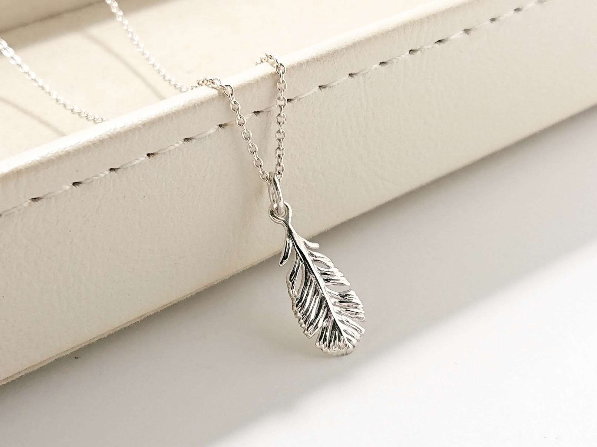 SILVER925 フェザーネックレス ネックレス・ペンダント FLAMINGO